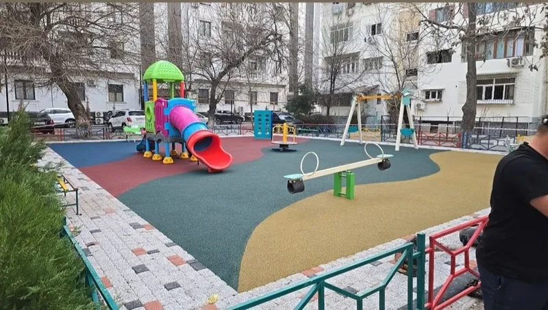 Резиновые пaкритя/ резиновые покрытие гранула болалар майдончаси учун — фото 1