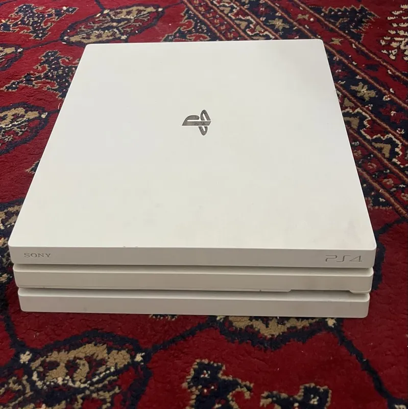 Playstation 4pro 2TB — фото 2