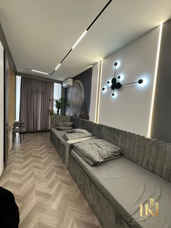 NRG Mirzo Ulugbek turar joy majmuasida dizaynerlik ta’miriga ega 4 xonali kvartira 7 NRG Mirzo Ulugbek turar joy majmuasida dizaynerlik ta’miriga ega 4 xonali kvartira 7