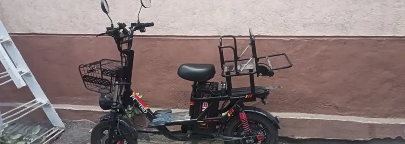 Skuter sotiladi 2ta batareya BN 3 Skuter sotiladi 2ta batareya BN 3