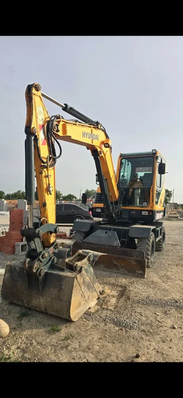Hyundai Robex 55W 4 Hyundai Robex 55W 4