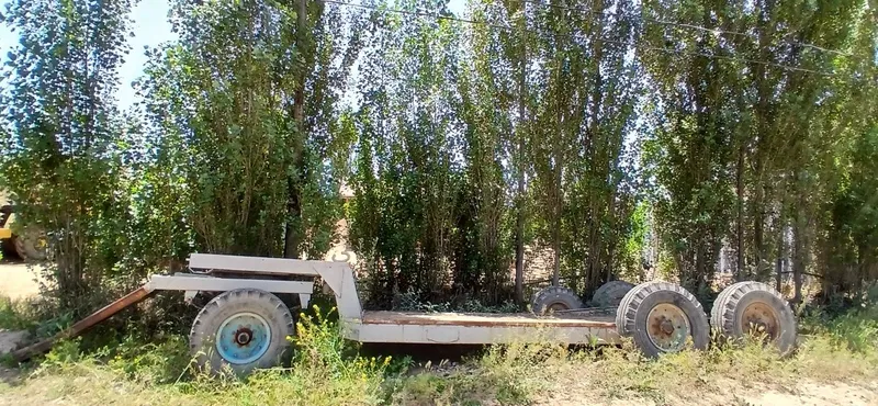 Trailer sotiladi yaxshi xolatda