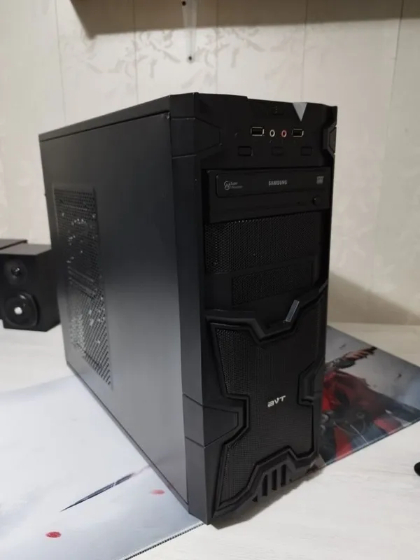 PC i7 2600 6gb 1gb 128ssd + 17 monitor