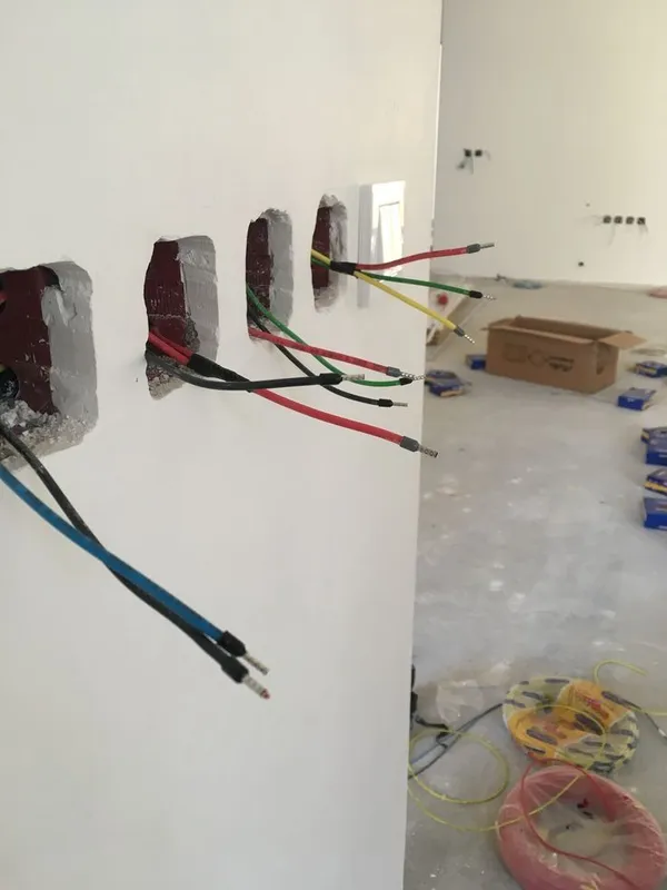 Elektirik xizmati Услуги Электрика 24/7 — фото 1