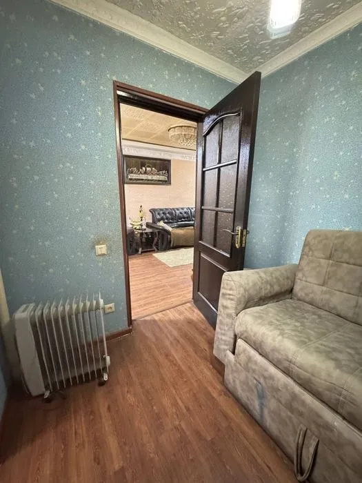 4 xonali kvartira, 70 m2, Mirzo Ulug'bek 5