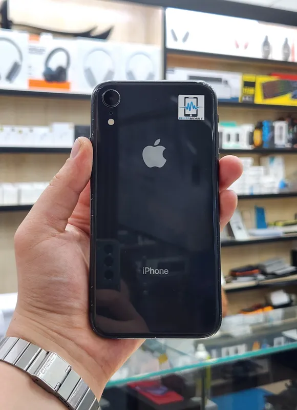 iPhone XR iPhone XR