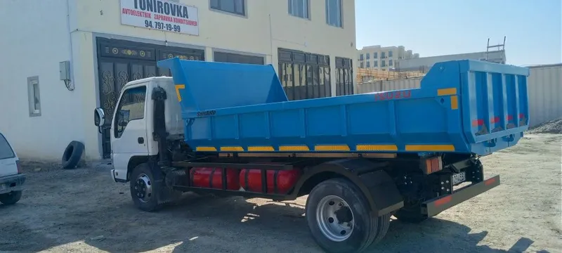Isuzu Samasval Radnoy 2015 Yurgan — фото 3
