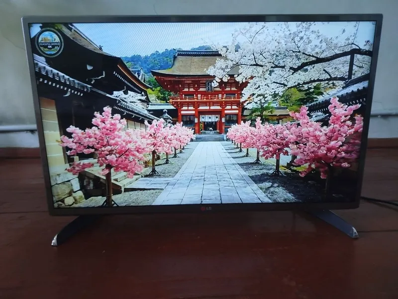 Продам LG 32 LED телевизор оригинал 4 Продам LG 32 LED телевизор оригинал 4