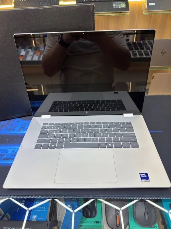 HP Omnibook 7 x360 Noutbuk / Ultra 5 226V / 16Gb / 512 Gb / 2 in 1 — фото 1