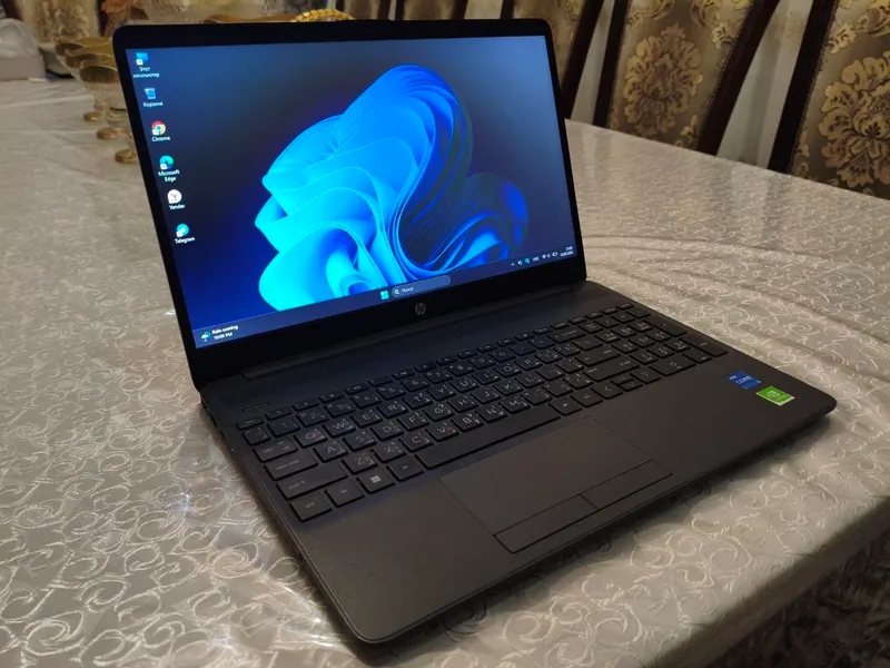 HP Laptop 15 (Core i5 11-gen, 8/512GB) — фото 2