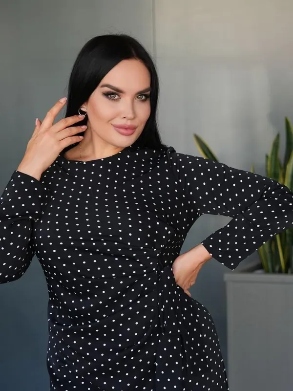 Sotuvda Prada ko‘ylagi (kiyib ko‘rish bilan yetkazib berish) 3