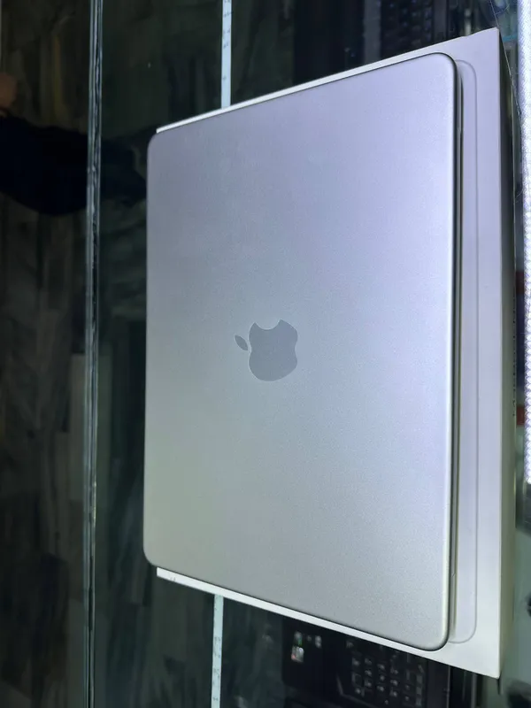 MacBook NEO (2026) 4 MacBook NEO (2026) 4