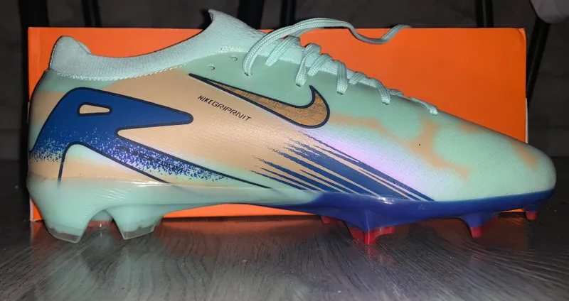 NIKE BUTSI ⚽️ 2