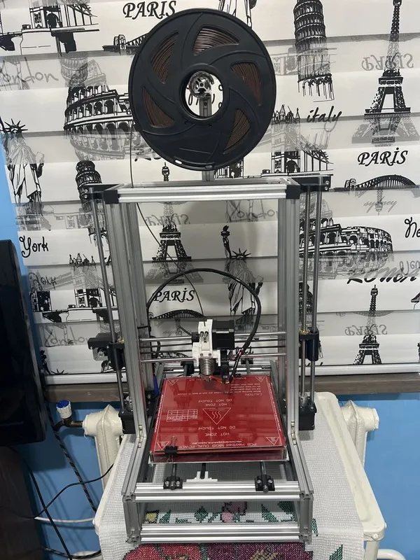 Продаю 3D принтер новый и работает 2 Продаю 3D принтер новый и работает 2