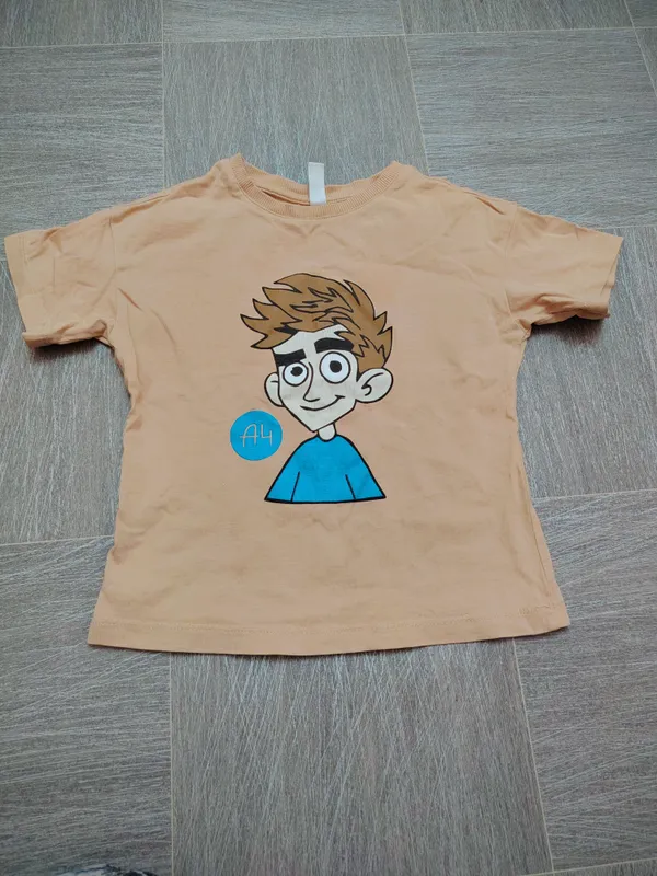 продам детские вещи