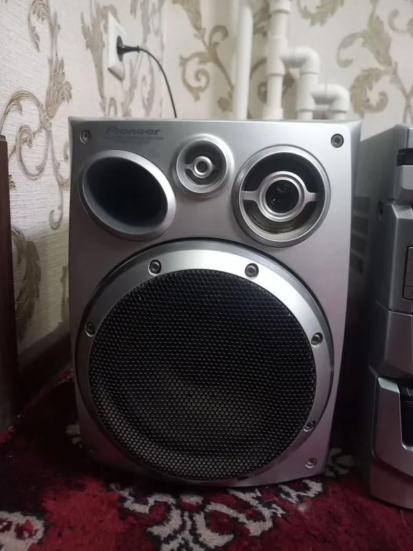 Muzikalniy sentr Pioneer 3 Muzikalniy sentr Pioneer 3