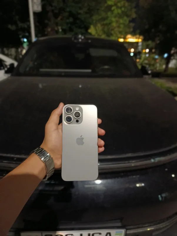iPhone 15 Pro Max 1