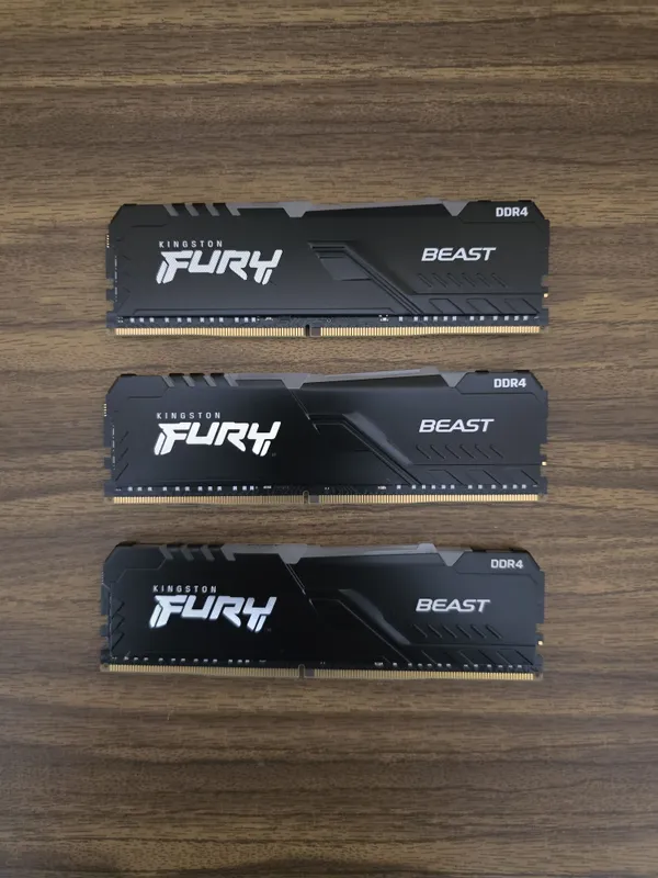 Оперативки Kingston Fury RGB 16gb 3200Mhz Оперативки Kingston Fury RGB 16gb 3200Mhz