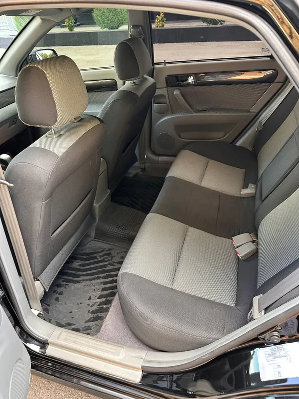 Chevrolet jentra 7