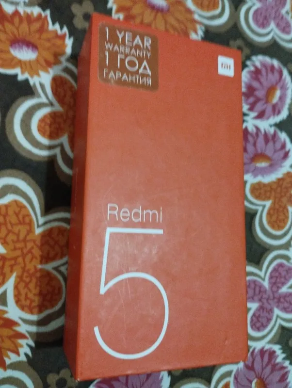 Redmi 5 uchun quti Redmi 5 uchun quti