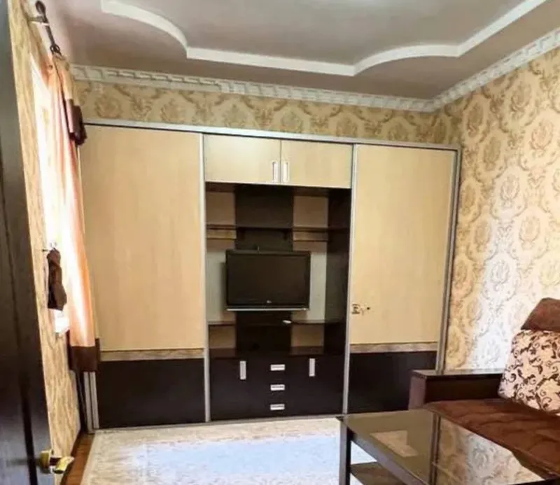 Katta shkaf