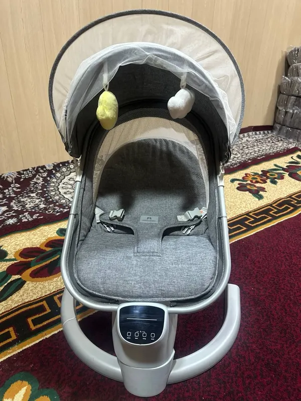 Люлька, состояние как новое, играет музыку 1 Люлька, состояние как новое, играет музыку 1