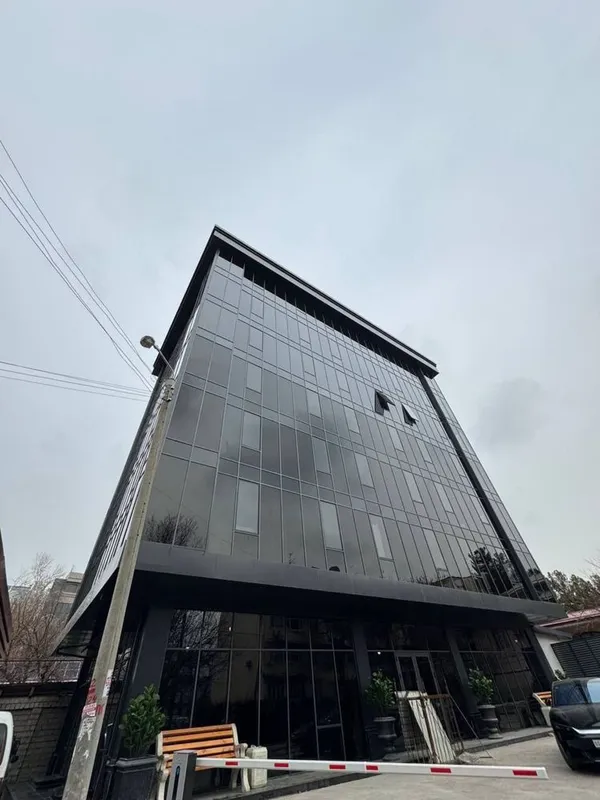 Продается готовое здание на улице Амира Темура. Центр города 1