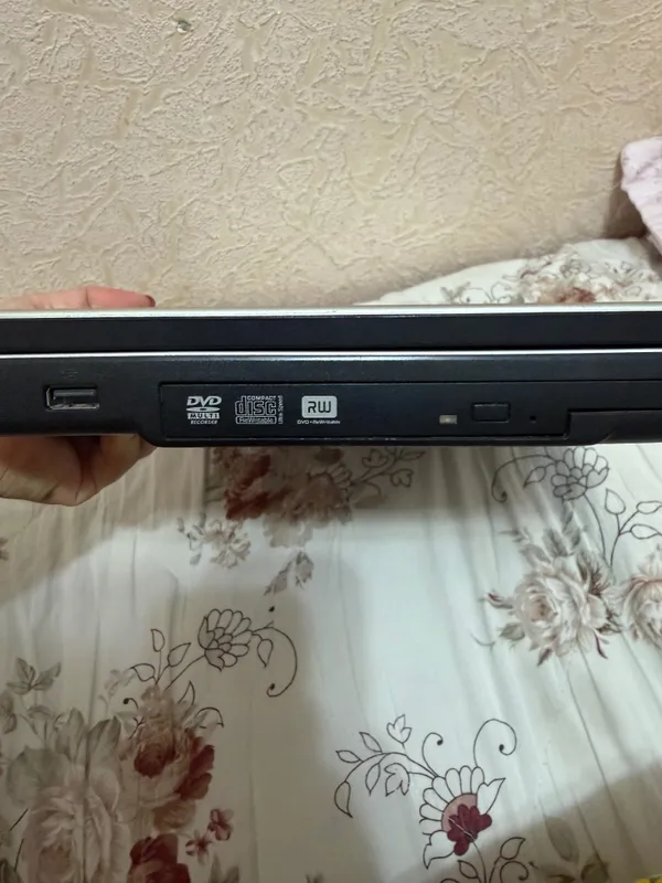 Продам ноутбук TOSHIBA 3 Продам ноутбук TOSHIBA 3
