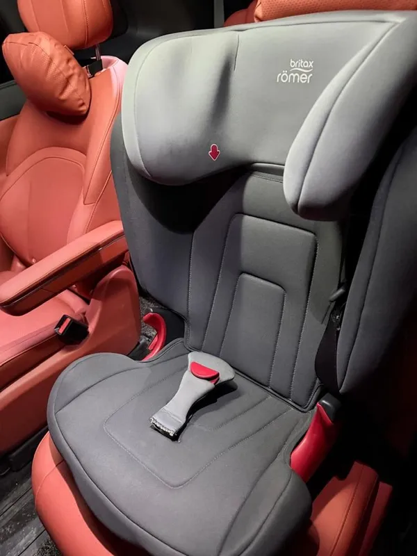Автокресло Германия Britax Roemer kidfix 2s 1 Автокресло Германия Britax Roemer kidfix 2s 1