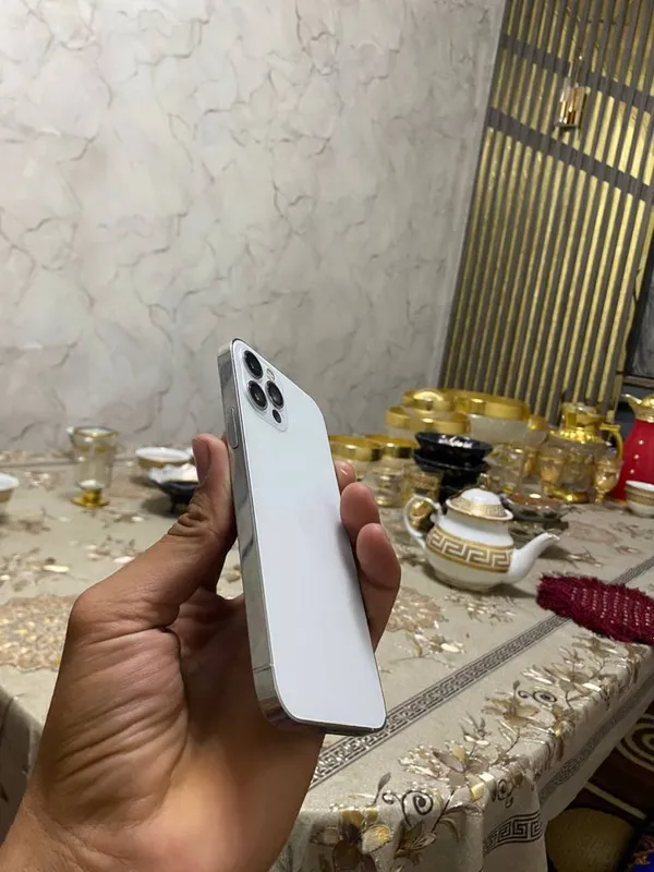 iPhone 12 pro 256 79 ekran almashgan arginal — фото 1