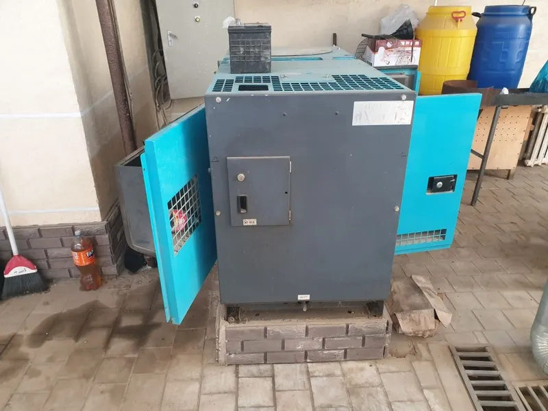 Продам б/у генератор 15 киловатта