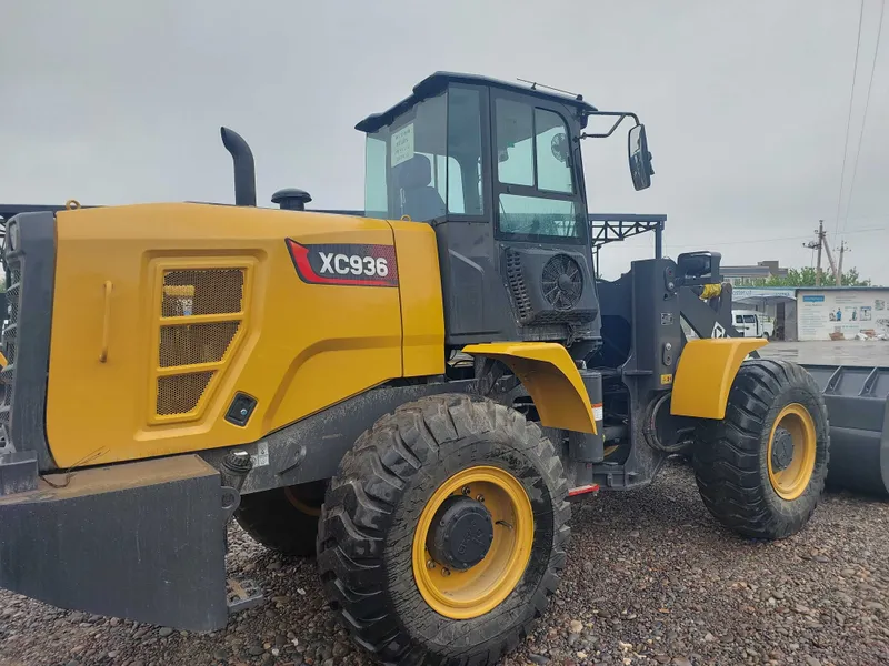 EMIL XC936 xcmg yema в наличии 1,8 куб и 2,1 Джостик и Рычаг стрела — фото 4
