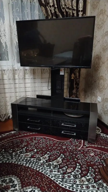 TV partafkasi bilan 3 million TV smart emas 43 talik artel 1 TV partafkasi bilan 3 million TV smart emas 43 talik artel 1