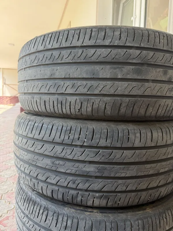 Продам Шины на byd r19 родные — фото 1