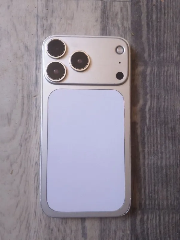 Iphone x 17 korpus qoʻyilgan yonks 76 radnoy 2 oy garntiya Iphone x 17 korpus qoʻyilgan yonks 76 radnoy 2 oy garntiya