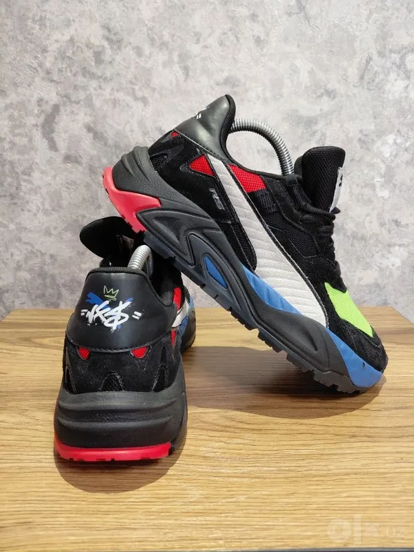 Оригинальные новые кроссовки Puma 8 Оригинальные новые кроссовки Puma 8