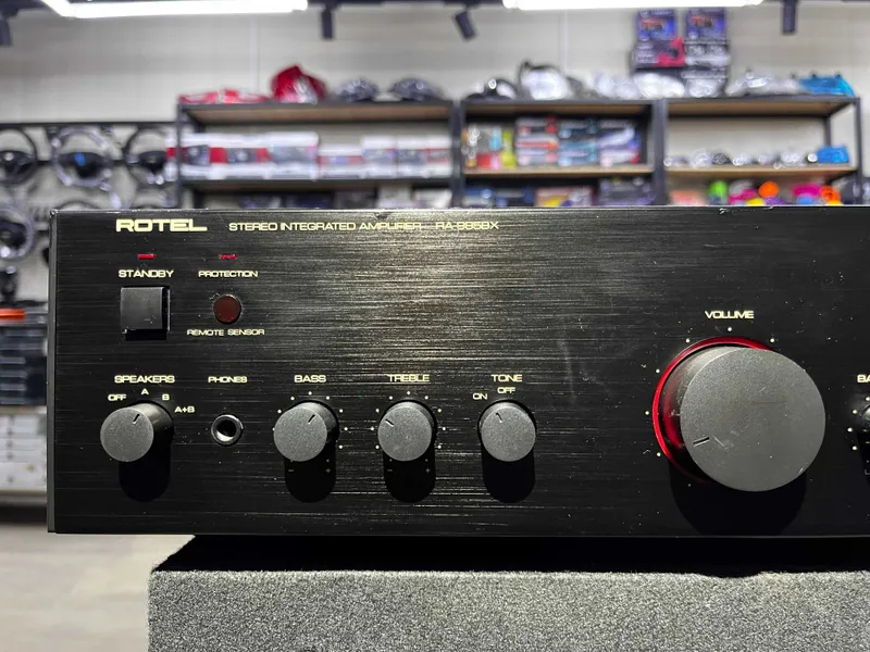 Rotel RA-985BX — Professional darajadagi stereo usilitel — фото 1
