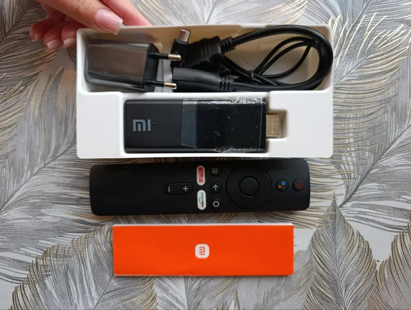 Смарт приставка MI TV Stick — фото 2