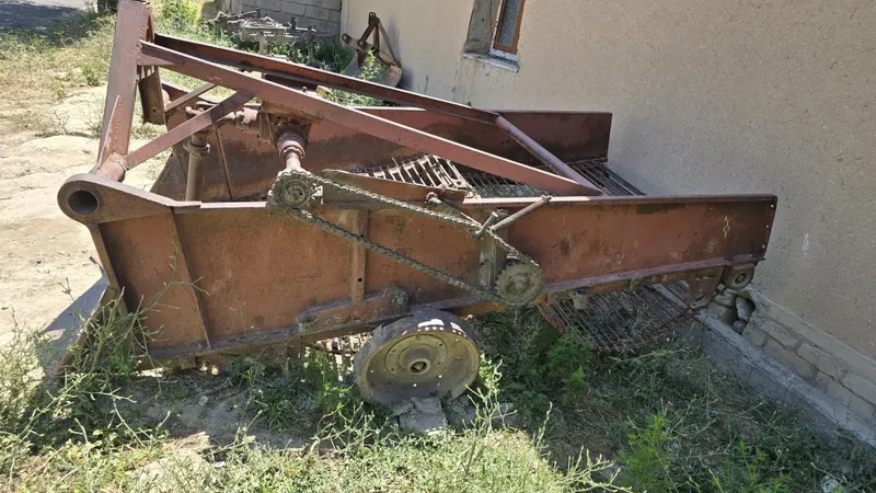 Kartoshka kapalka Radnoy ish holatda 6 Kartoshka kapalka Radnoy ish holatda 6