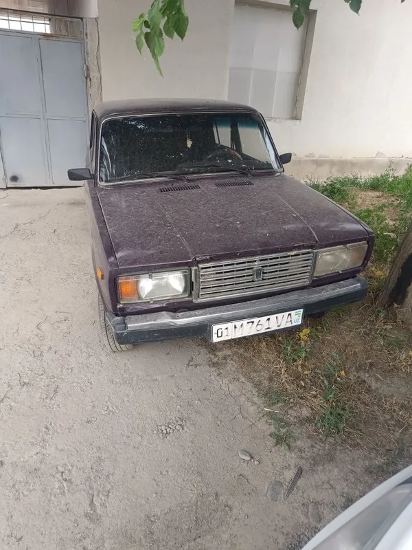 VAZ_2107 sotiladi