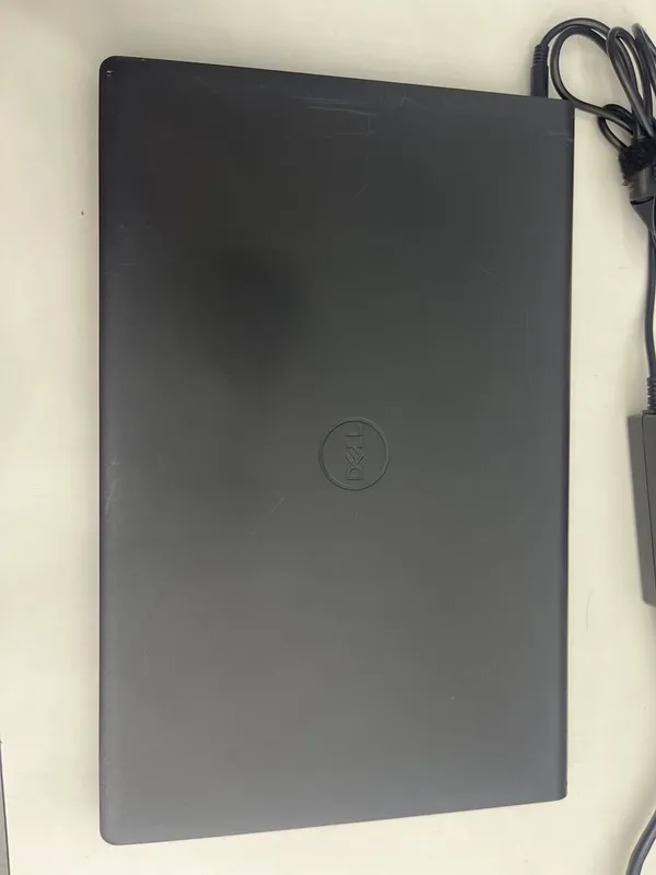 Dell Inspiron 15 3520 4 Dell Inspiron 15 3520 4