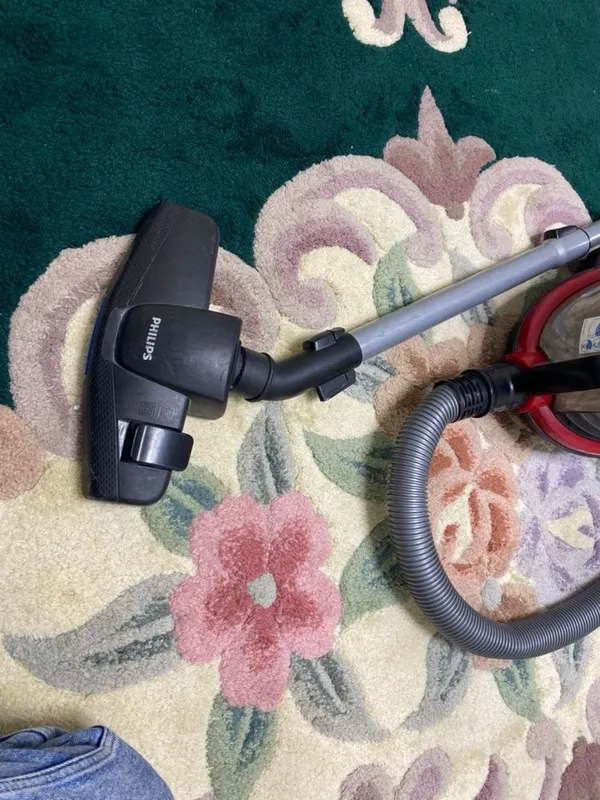 Пылесос Philips 2