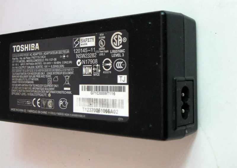 Оригинальный блок питания Toshiba 19V 6.32A (120W) — фото 1