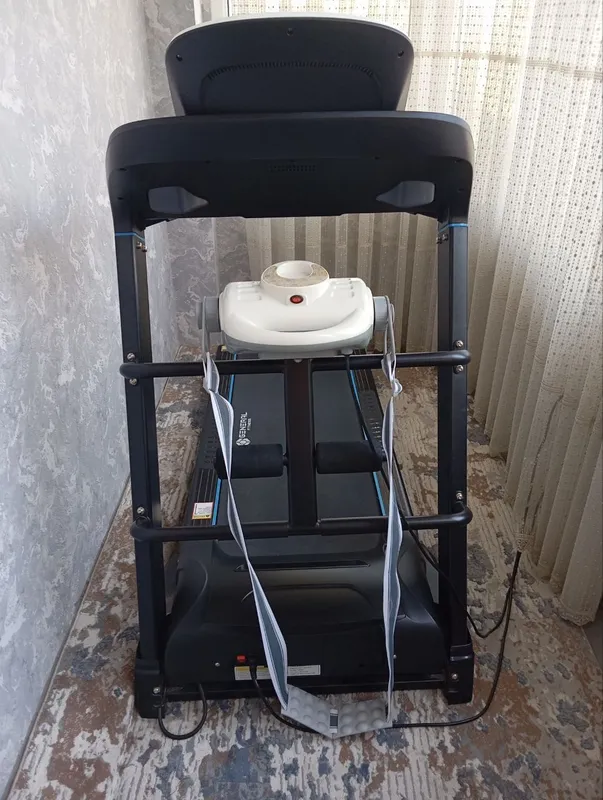 Беговая дорожка отличном состояние. Югуриш йўлакча