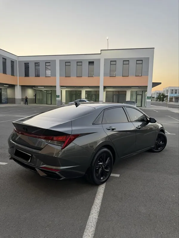 Elantra 2022 года, люк, полный, краска чистая 7 Elantra 2022 года, люк, полный, краска чистая 7