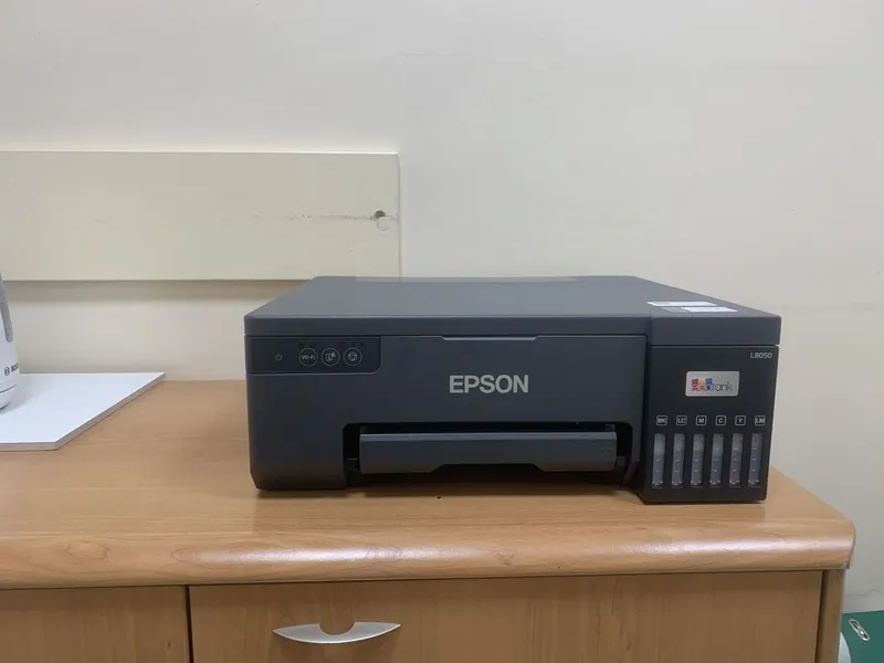 Продается принтер epson L8050 1