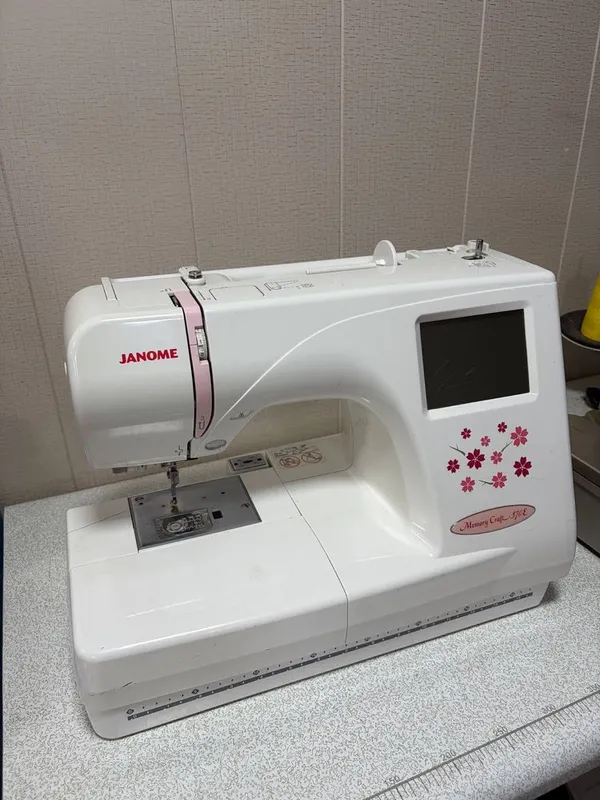 Janome Memory Craft 370E — фото 2