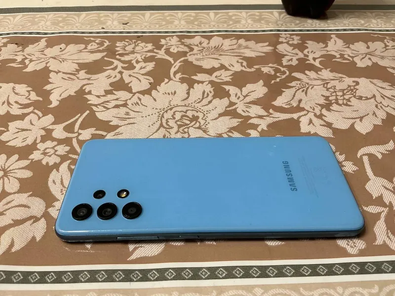 Samsung A32 blue rangi 128 GB 6 RAM  korobka bor.