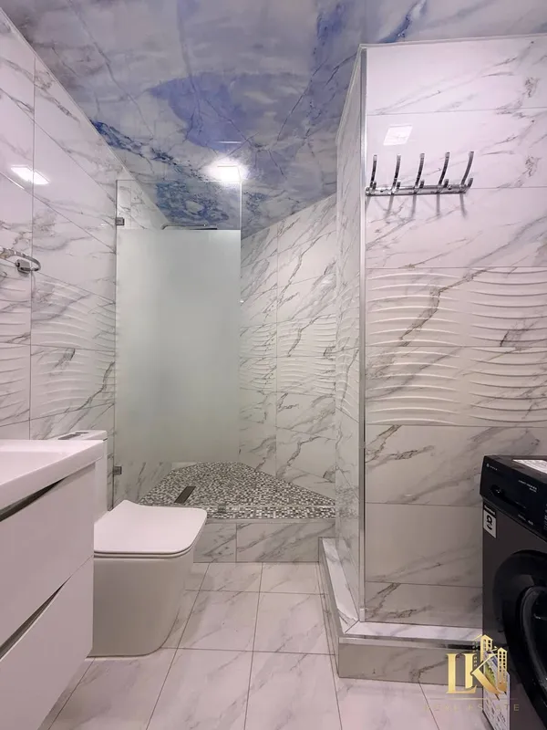 Nikitina Residence ЖКda 3 xonali kvartira (3/9/10), 83 m², ta’mirli 9
