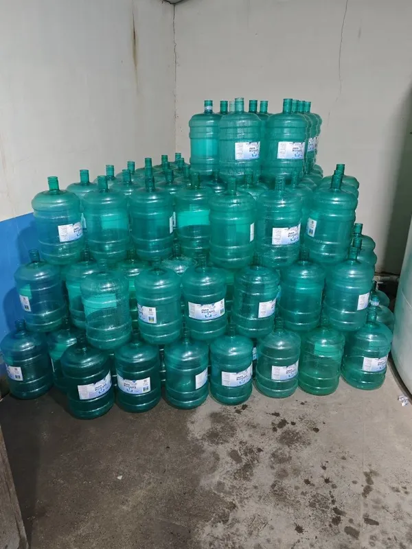 Bu 18.9 litr baklashka 7 000 sum 3 Bu 18.9 litr baklashka 7 000 sum 3